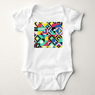 Färgfulla geometriska former dekorativa dekorativa t shirt