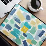 Färgfulla penseldrag och Gult Monogram Laptop Sleeve<br><div class="desc">Roligtens monogrammade utformning med en coola mönster av stökfärgslagar i skarp grönt,  gult,  akva och blått färg.</div>