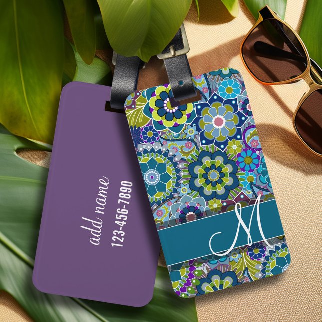Färgfulla Retro Flowers med Monogram Bagagebricka (Personalized luggage tag with retro flower pattern and monogram - add contact information on back)