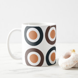 Färgfyllda cirklar kaffemugg