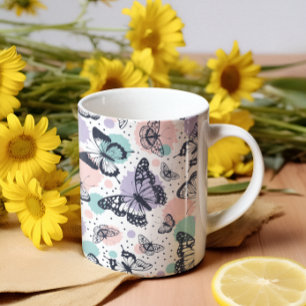Färgfyllda fjärilar mönster. kaffemugg
