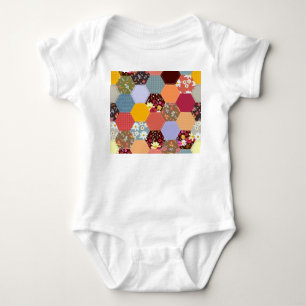 Färgfyllda hexagonfläktar med slutpunkt t shirt
