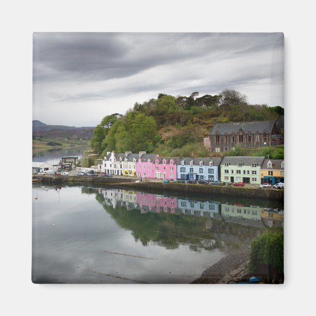 Färgfyllda hus i Portree, Skye Magnet (Framsidan)