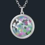 Färgfyllda konfetti Bokeh-punkter Silverpläterat Halsband<br><div class="desc">Ett grafikkort med lycklig-borkeh prickad anpassningsbar som är perfekt för att föra en studentvärme till helgdag och party stationär,  tillsammans med alla dina ge val av hemskör och gåva. Njut!</div>