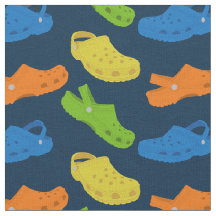 Färgfyllda plastfodral på mossar mönstrade