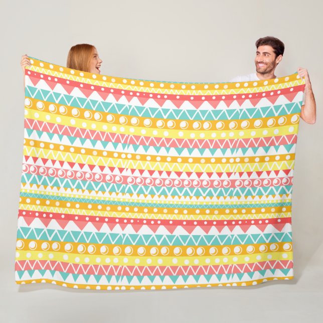 Färgfyllda trianglar och cirklar fleecefilt (På plats)