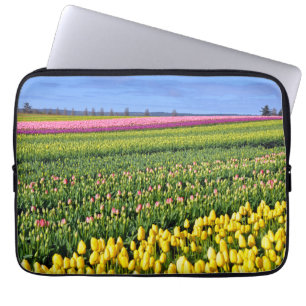 Färgfyllda tulipprader laptop sleeve