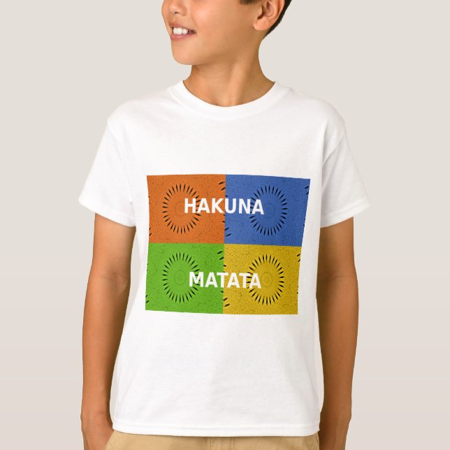 Färgfyllt pop Art Collage & Hakuna Matata-meddelan Tee (Framsida)