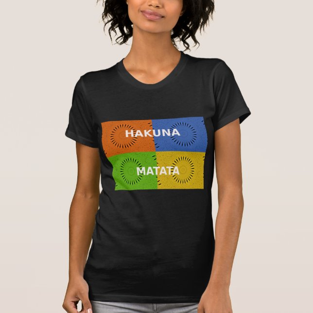 Färgfyllt pop Art Collage & Hakuna Matata-meddelan Tee Shirt (Framsida)