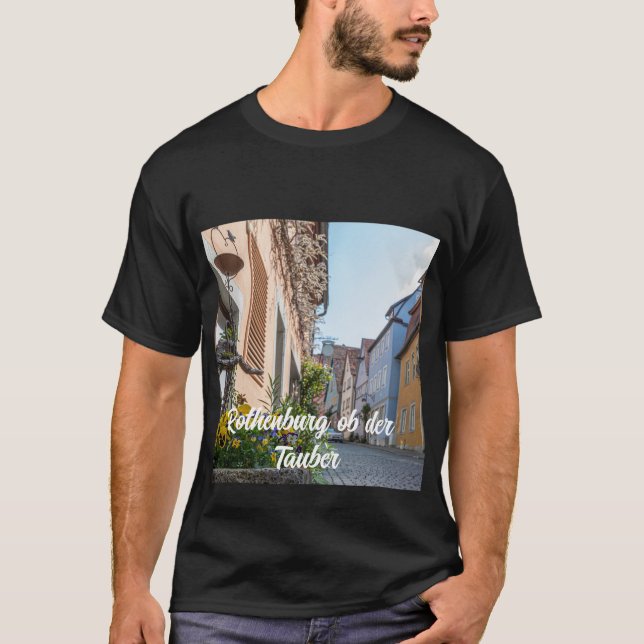 Färgggata i Rothenburg ob der Tauber T Shirt (Framsida)