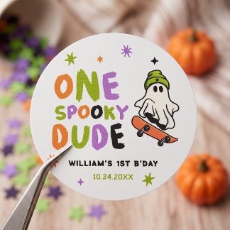 Färgglad En Spooky Kille Födelsedag Pappersdekal Runt Klistermärke