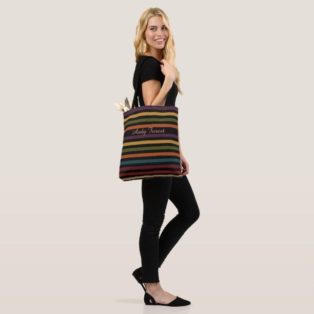 Färgglad horisontell linjer Totebag – Modern prese Tygkasse (På modell)