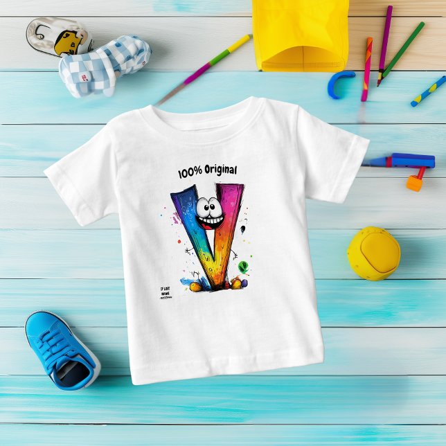 Färgglad Monogram V – Rolig och Anpassningsbar Des T Shirt (Skapare uppladdad)