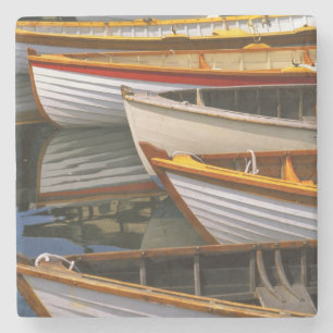 Färgglada båtar på Wooden Boat Center Underlägg Sten