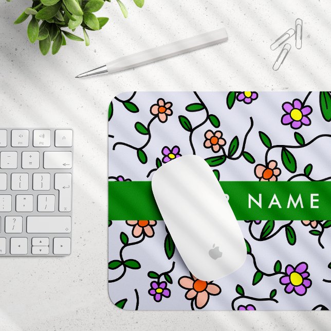 Färgglada blommor, blå bakgrund, grön musmatta (Skapare uppladdad)