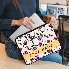 Färgglada blommor, rosa bakgrund, gul laptop fodral