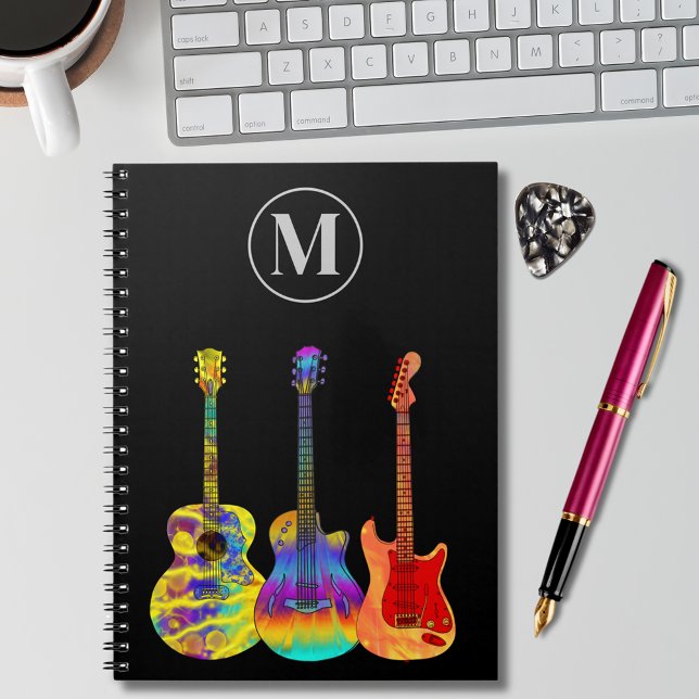 Färgglada elektriska akustiska gitarrer personifie anteckningsbok (Funky colorful guitars o black custom monogram initial notebook for songwriting guitarist musicians)