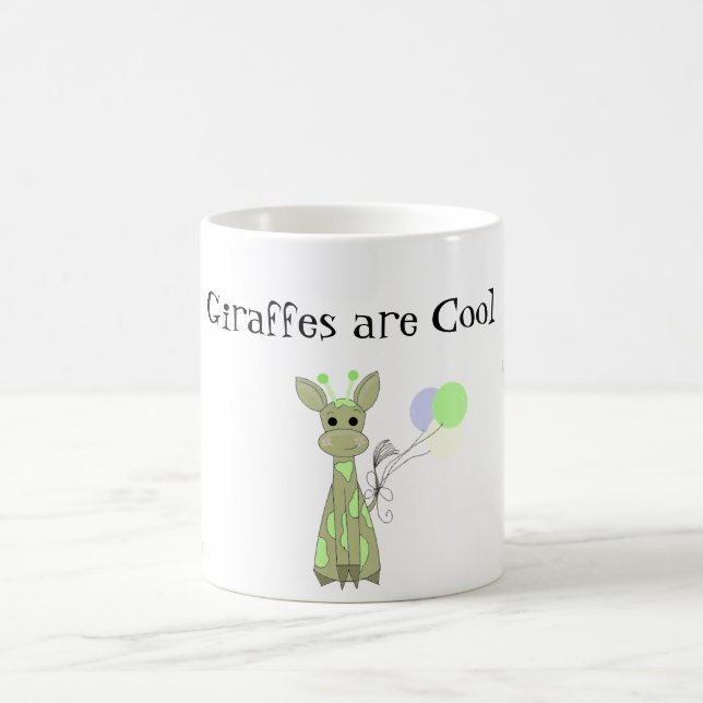Färgglada giraffer är coola kaffemugg (Center)
