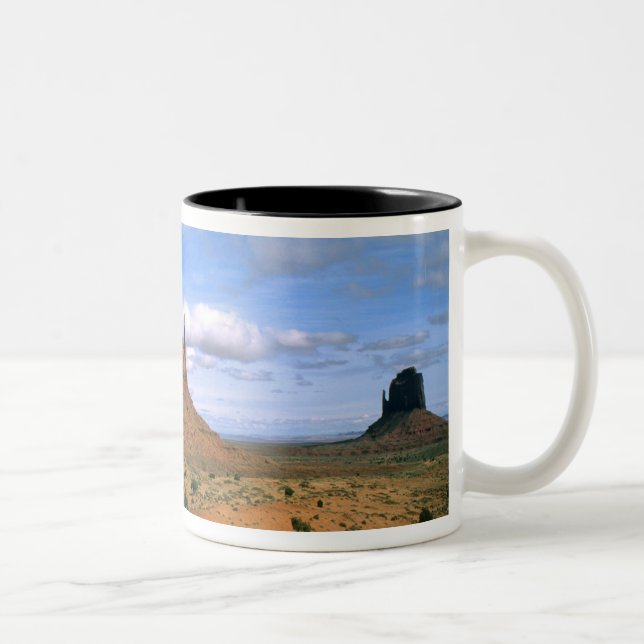 Färgglada Monument Valley Handskar i Utah USA Två-Tonad Mugg (Höger)