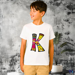Färgglada och roliga monogram K Tribal och doodle- T Shirt