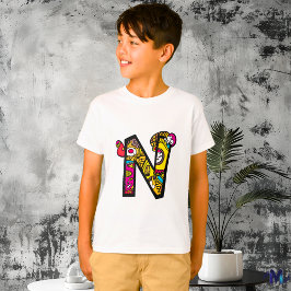 Färgglada och roliga monogram N Tribal och Doodle- T Shirt