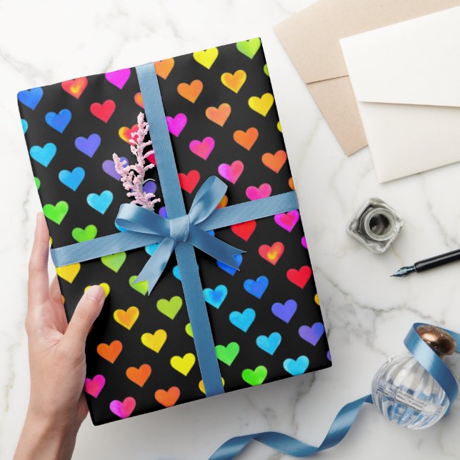 Färgglada regnbågs hjärta randmönster presentpapper (Gifting)