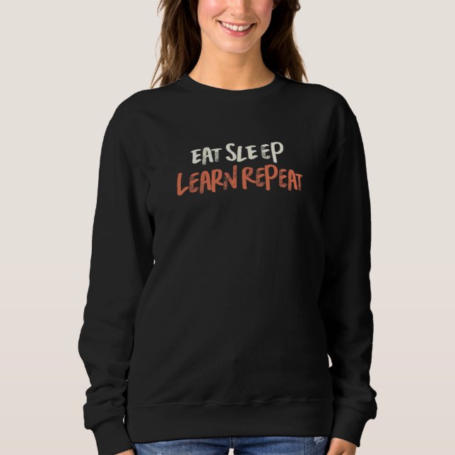 Färgglada Retro  Ät Sov Lär Dig Upprepa Citat Sarc T Shirt (Framsida)