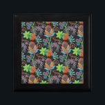 Färgglaset Pärlor utser Retro Blommigt-design Minnesask<br><div class="desc">Elegant färglöst pärlor ser ut som blommigt. Det här är en bild/bild av glaspärlor.</div>