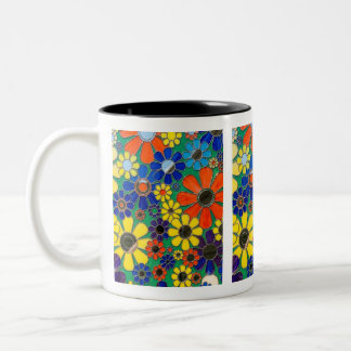 Färgglast blomkrus i glasmålning Två-Tonad mugg