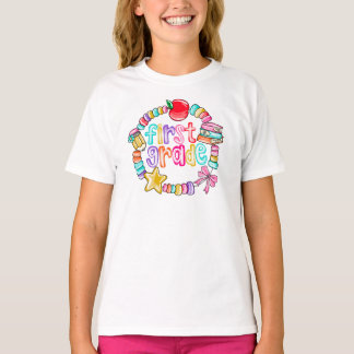Färgglatt armband för första klass t shirt