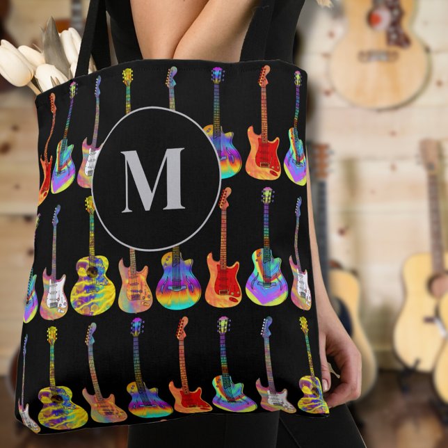 Färgglatt gitarrmonogram tygkasse (guitar monogram custom tote bag psychedelic guitars on black for guitarists musicians music teachers)