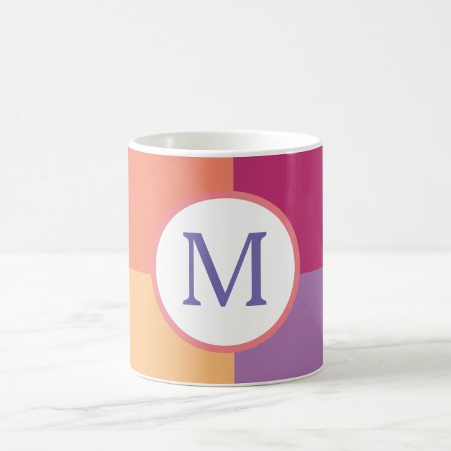 Färgglatt modernt anpassat initial kaffemugg (Center)