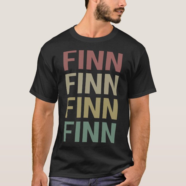 Färggrafik - Finn Namn T Shirt (Framsida)