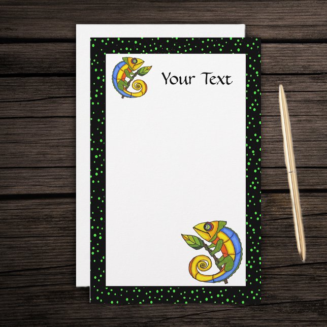 Färglös Roligt Lizard på Gren Brevpapper (Two cute colourful fantasy lizards green leaves on white with black green dotted border stationery.)