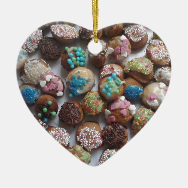 färglösa små födelsedagskakor, mat, party tårta julgransprydnad keramik (Framsidan)