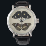 Färglöst fjärilsmussel på Cream-bakgrunden Armbandsur<br><div class="desc">En livligt färglös butterfly-medley placerad över en gräddbakgrund. Varje insekt ritas med mycket detaljerade detaljer som fångar skönheten och essensen hos varje unik varelse. En underbar gåva till fjärilen älskare i ditt liv!</div>