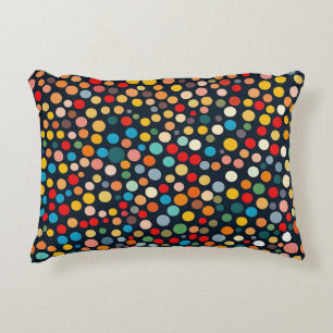 Färglöst Polka dots på Mörkens bakgrund Prydnadskudde