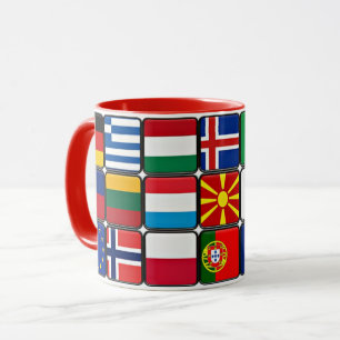 Färglöst samling av världs flaggor mugg