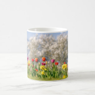 Färglöst Vår blommor med tulips och diffodils Kaffemugg