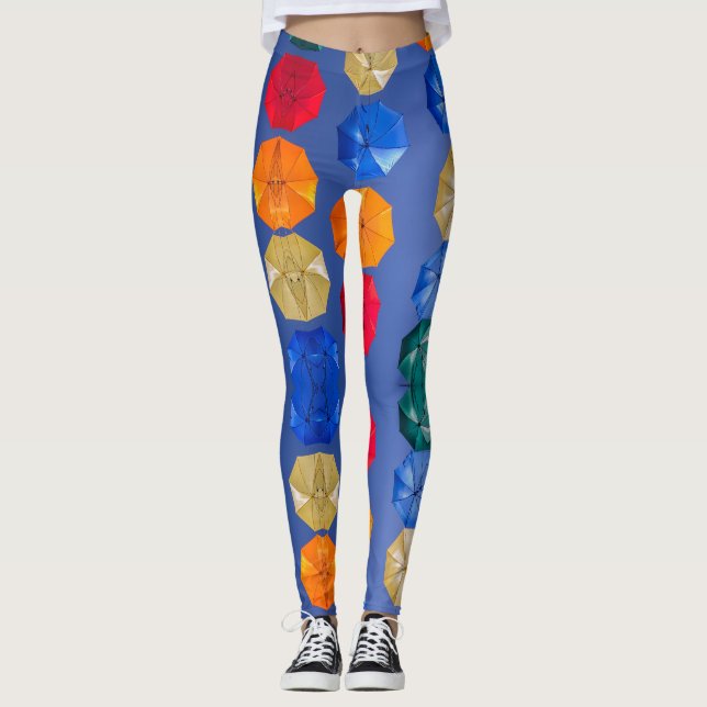 Färgparaplyer i den blå orangen himlar röd leggings (Framsida)