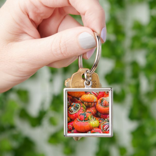 Färgpumpor Fyrkantig Silverfärgad Nyckelring (Hand)
