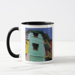 Färgrik arkitektur i La Boca-stadsdelen Mugg