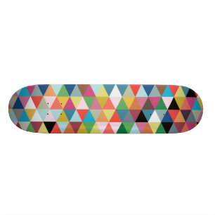 Färgrik geometrisk mönstrad Skateboard