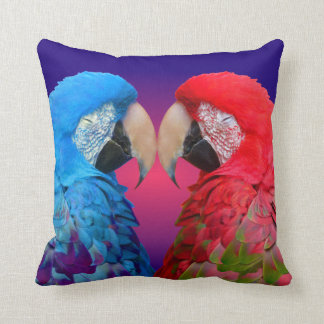 Färgrik love birds, macaw eller papegoja kudde