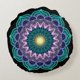Färgrik mandala på svart bakgrund rund kudde