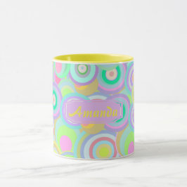 Färgrik mångfärgad känd monogram mugg