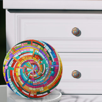 Färgrik mosaikspiral knopp