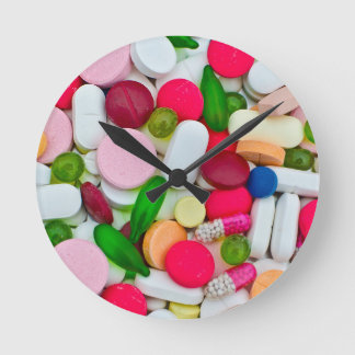 Färgrik pillsanpassningsbarprodukt rund klocka
