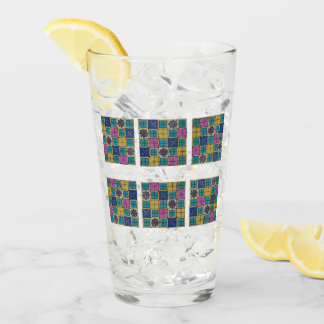 Färgrik Smyckesfärgad Kakel Pint Glas