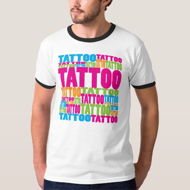 Färgrik tatuering tee shirt (Framsida)